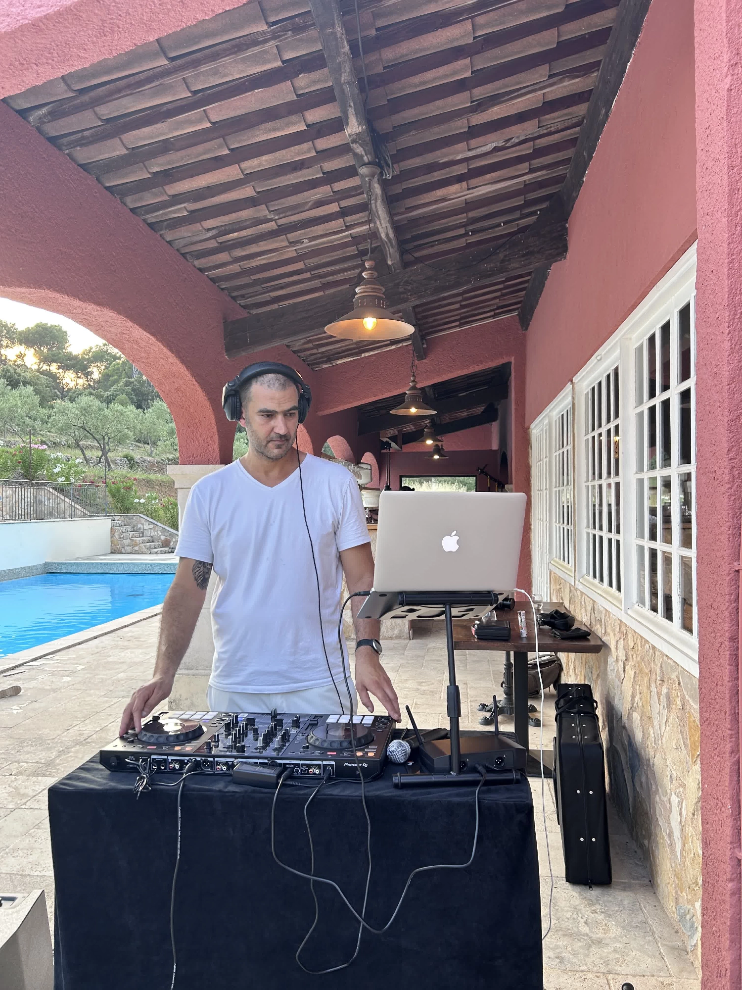dj-prive-villa-cap-antibes-villa-cannes-dj-villa-monaco